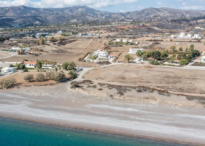 Kelly's House 1 Villa *