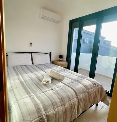 Villa Kelly's House 1 Gennadi