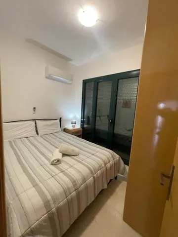 Kelly's House 1 *