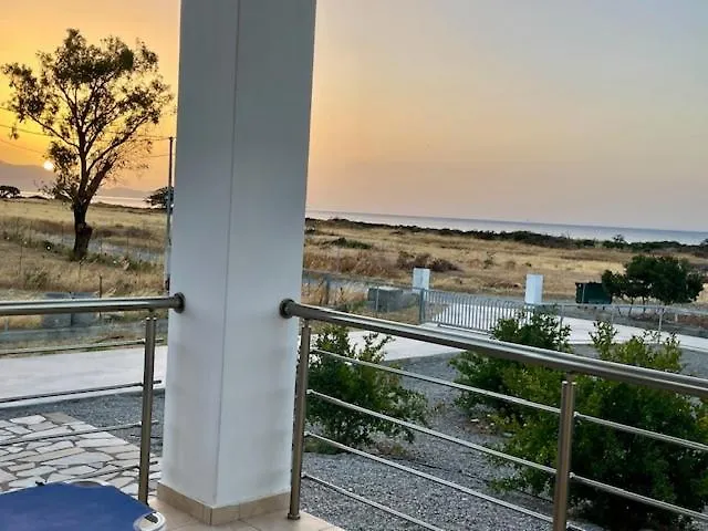 Kelly's House 1 Villa *