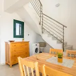 Willa Kelly's House 1 *
